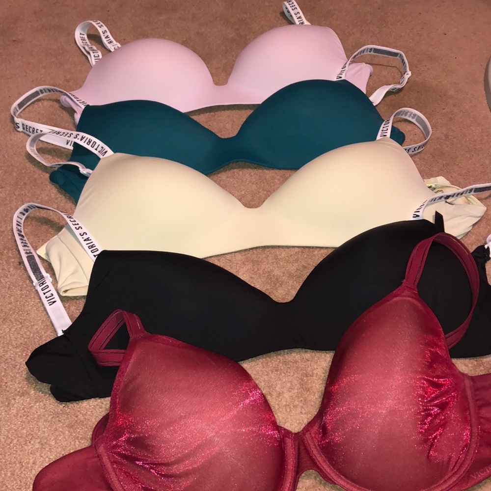 5 Victoria’s Secret Bras!